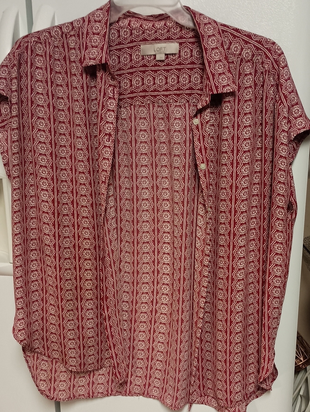 LOFT Red and White Printed Short Sleeve Button-Down Shirt Women's Size XL